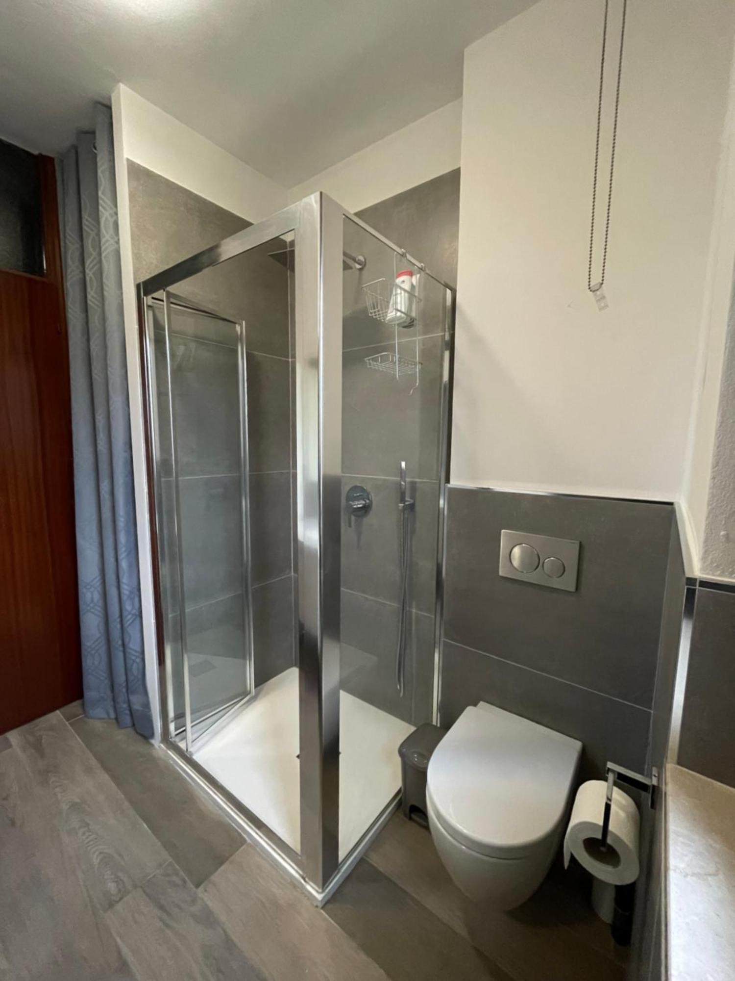 Pm 2 Via De Gasperi Guest House Rozzano Exterior foto